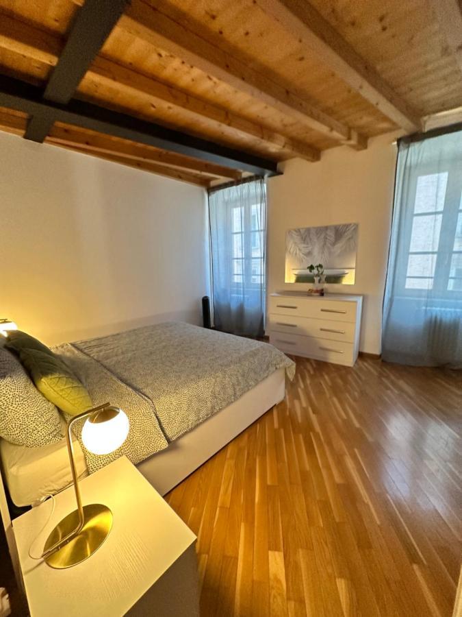 Stella Apartment Center Bergamo Bagian luar foto