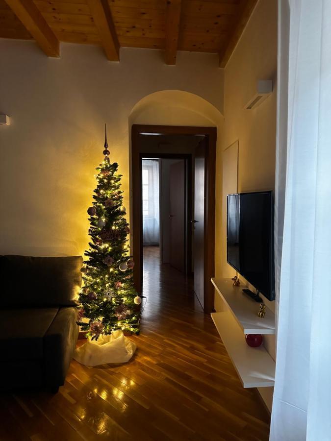 Stella Apartment Center Bergamo Bagian luar foto